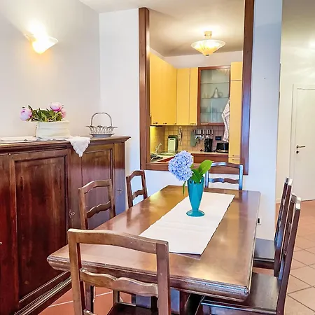 E Sole By Interhome Cremia